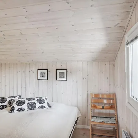 Ilka - 375m From The Sea By Interhome * Lokken