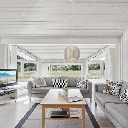 Ilka - 375m From The Sea By Interhome